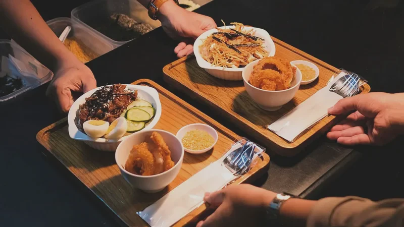 13 Tempat Makan Keluarga di Jakarta Barat Murah dan Enak Terbaru 2026 Cocok buat Kumpul