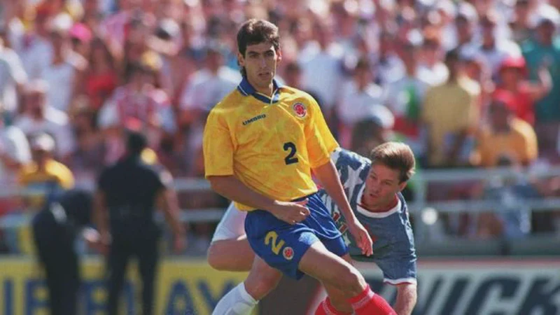 Bek Kolombia Ditembak: Kisah Tragis Andrés Escobar yang Mengguncang Dunia Sepak Bola