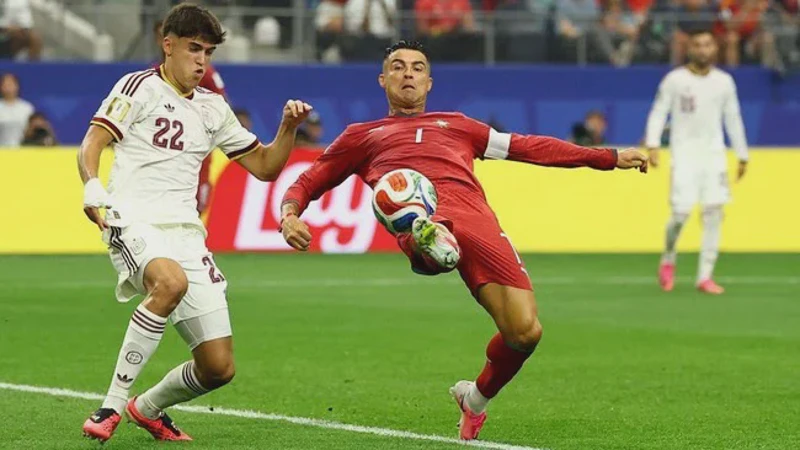 Gol Merino Kembali Selamatkan Spanyol dan Bawa La Furia Roja ke Babak Final