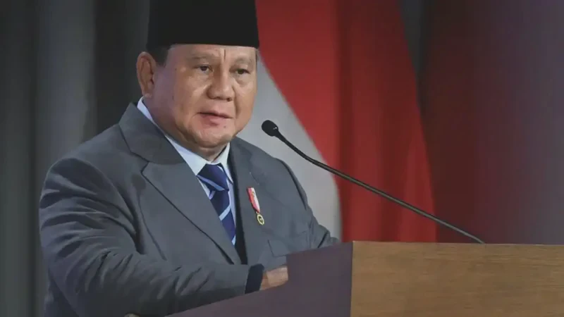 Prabowo Tegaskan Semua Barang Subsidi Kini Wajib Lewat Kopdes Merah Putih