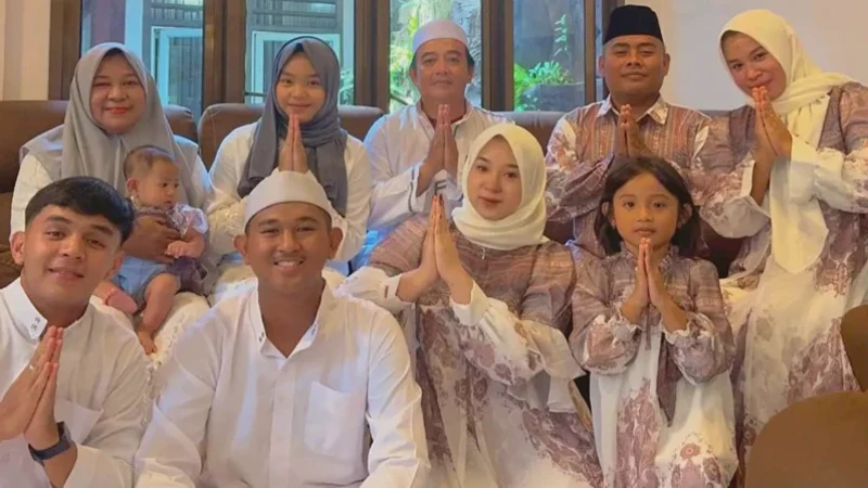 Profil Niken Salindri dan Keluarga: Biodata, Latar Belakang, Perjalanan Karier