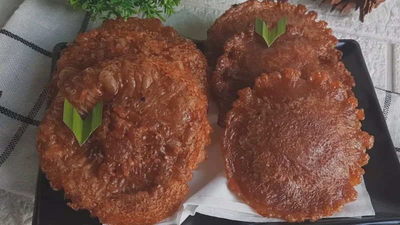 Resep Kue Cucur Tanpa Tepung Terigu yang Hasilnya Mekar dan Pinggirannya Krispi