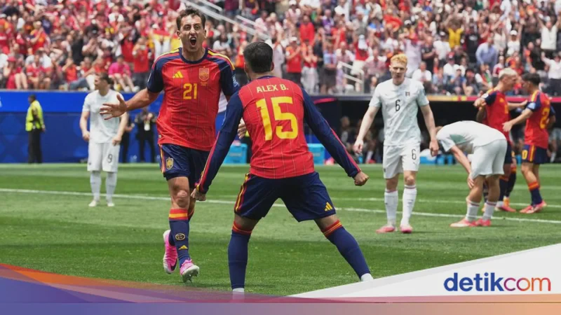 Spanyol kembali menembus semifinal Piala Dunia setelah menanti selama 16 tahun