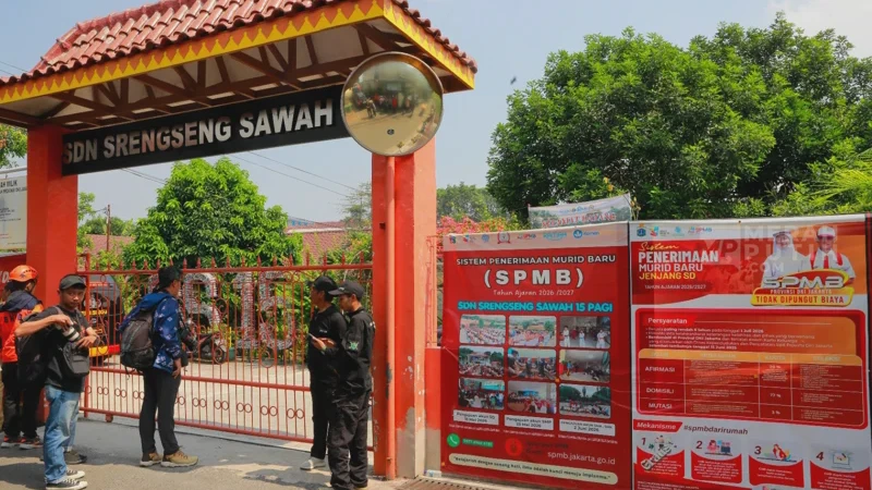 Wamendikdasmen Atip Soroti Aksi Teror Bom di SD Srengseng Sawah Saat MPLS Berlangsung