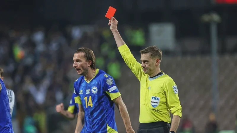 Wasit Clement Turpin yang Bakal Pimpin Laga Norwegia vs Inggris Pernah Diberi Skor 1 oleh Thomas Tuchel